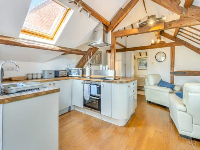 Kitchen area | Walker&rsquo;s Retreat - Clehonger Retreats, Clehonger