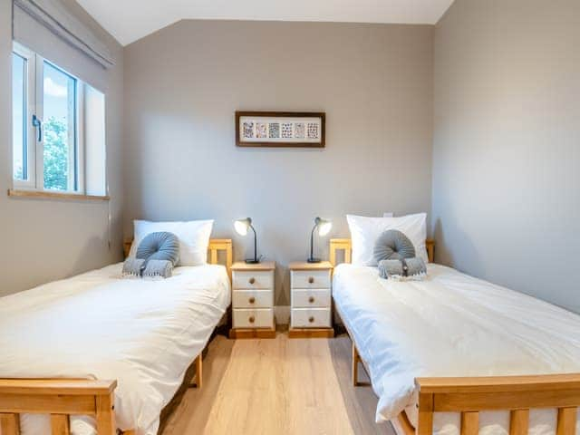 Twin bedroom | Stillwater, Rockland St Peter