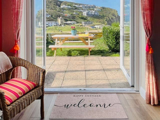 Back garden ocean view | Kippy Cottage, Porthtowan