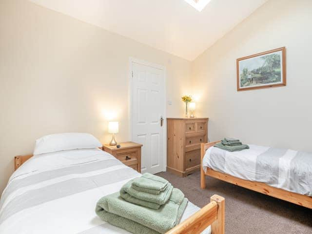 Twin bedroom | Cwtch Corner, New Milton