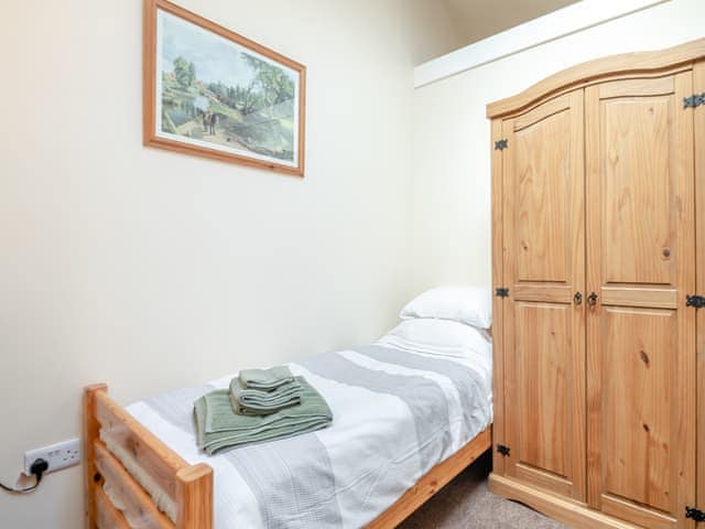 Twin bedroom | Cwtch Corner, New Milton