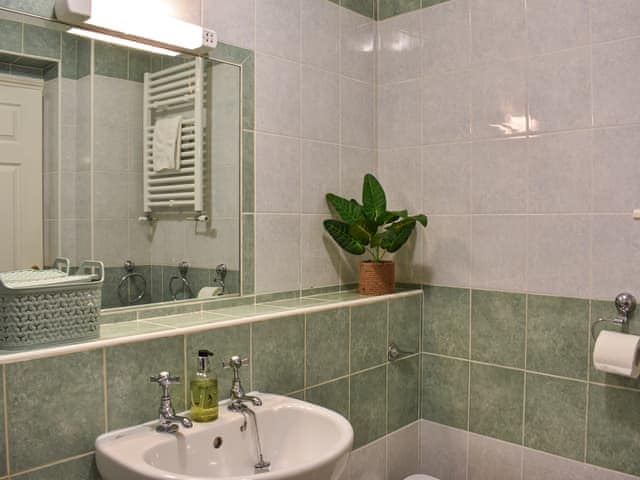 Bathroom | No 8 Harney Peak, Portinscale near Keswick, North Lakes