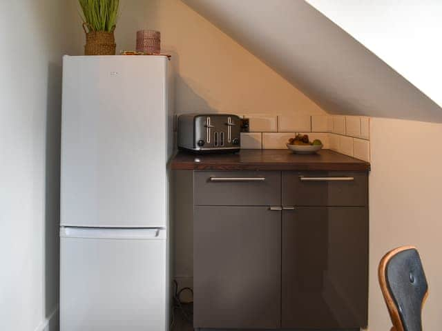 Kitchen | 103B Cavendish, Herne Bay