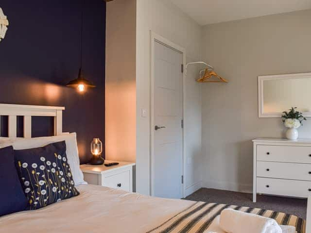 Double bedroom | Apartment Two - King Apartments, Southport