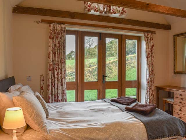 Double bedroom | The Bull Pen - Compton Farm Cottages, Compton, near Chichester