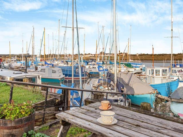 Setting | Sail Loft - Knox Maritime Cottages, Maldon