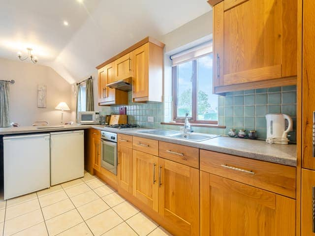 Kitchen | Ash Cottage - Grange Farm Park, Louth