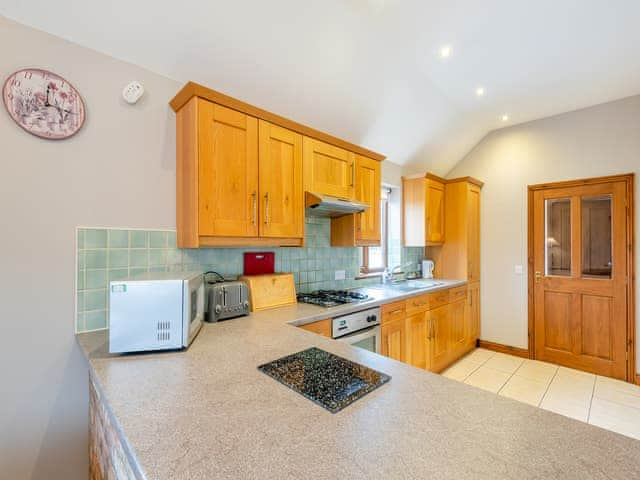 Kitchen | Ash Cottage - Grange Farm Park, Louth