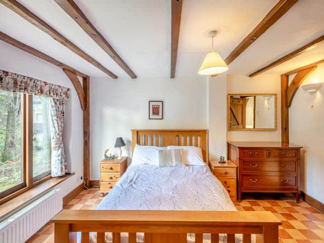 Double bedroom | Gardeners Cottage, Brentwood