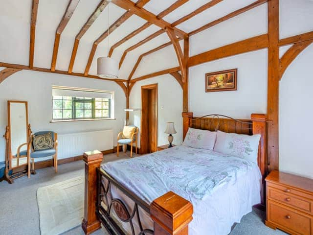 Double bedroom | Gardeners Cottage, Brentwood