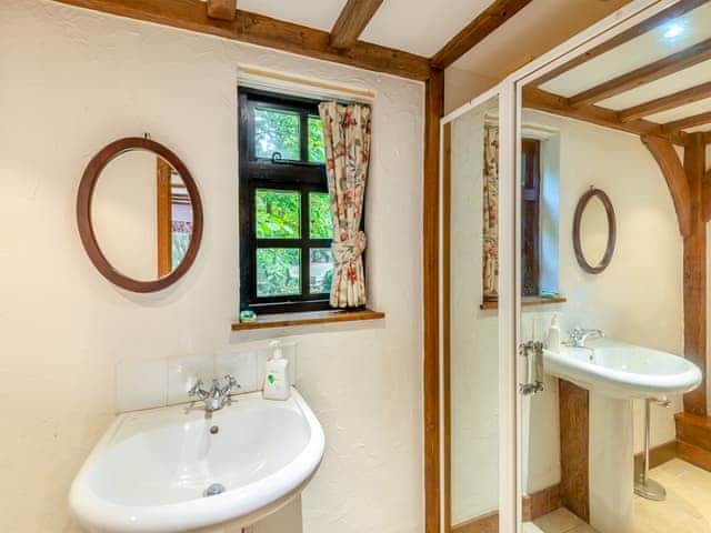 Bathroom | Gardeners Cottage, Brentwood