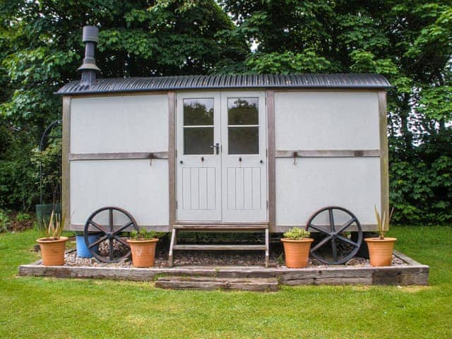 Summerhouse | Garden Studio, Little Polgooth, near St Austell