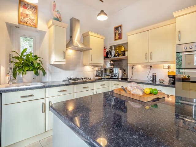 Kitchen | Serenity Valley, Berrynarbor-Ilfracombe