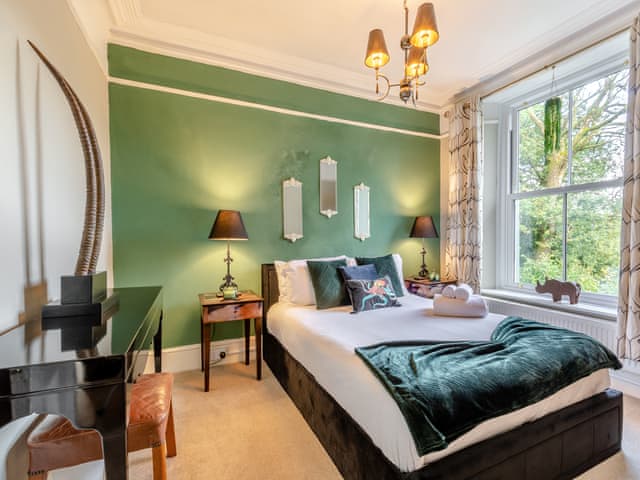 Double bedroom | Serenity Valley, Berrynarbor-Ilfracombe