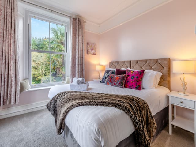 Double bedroom | Serenity Valley, Berrynarbor-Ilfracombe