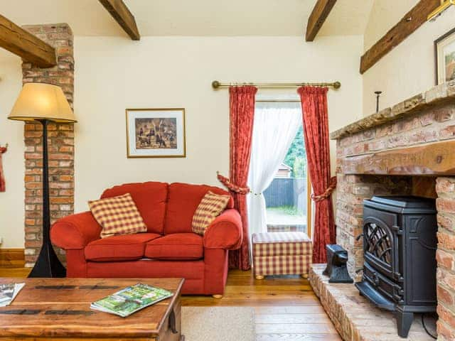 Living room | Anvil Cottage - Grimblethorpe Hall, Louth