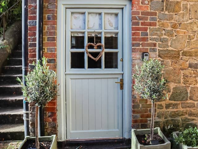 Exterior | Cobblers Cottage, Petworth, near Arundel