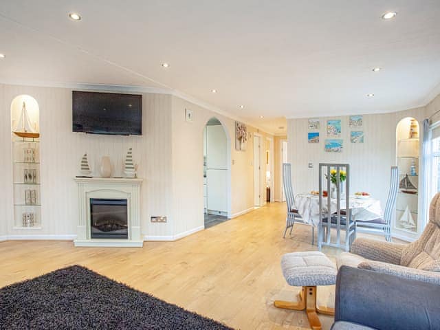 Living room/dining room | Red Post Lodge, Launcells, near Bude