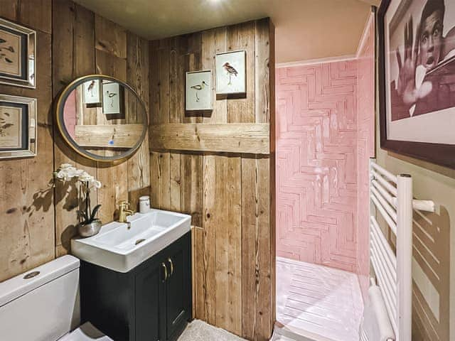 Bathroom | Little Creek Barn, West Alvington near Kingsbridge