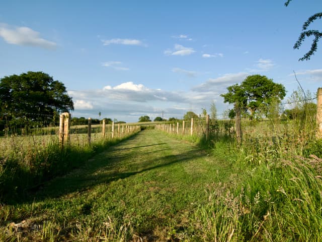 Setting | Little Moo - Windmill Retreats, Kettlesing, near Harrogate