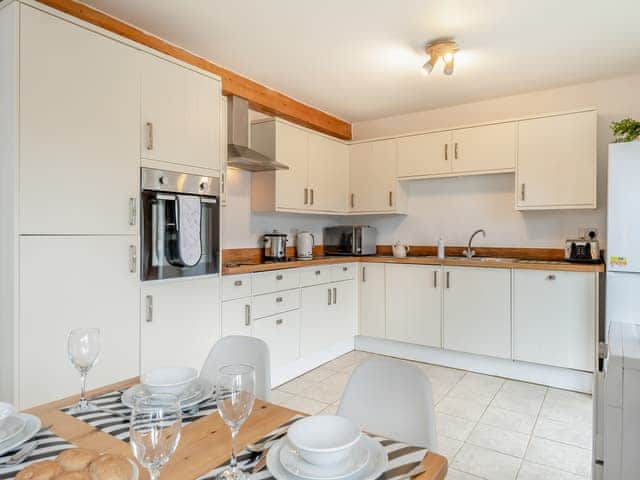 Well equipped kitchen | Waters Reach, Pentney