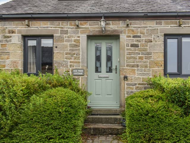 Exterior | Oak Tree Cottage, Fence