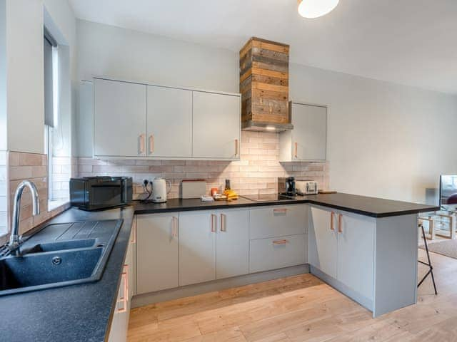 Kitchen area | Apartment One - King Apartments, Southport