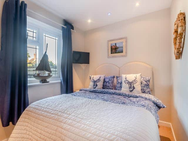 Double bedroom | Anchor Cottage, Hayling Island