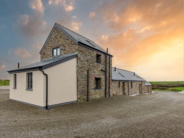 Caldey Cottage - Newgale Holiday Cottages, Roch, near Haverfordwest