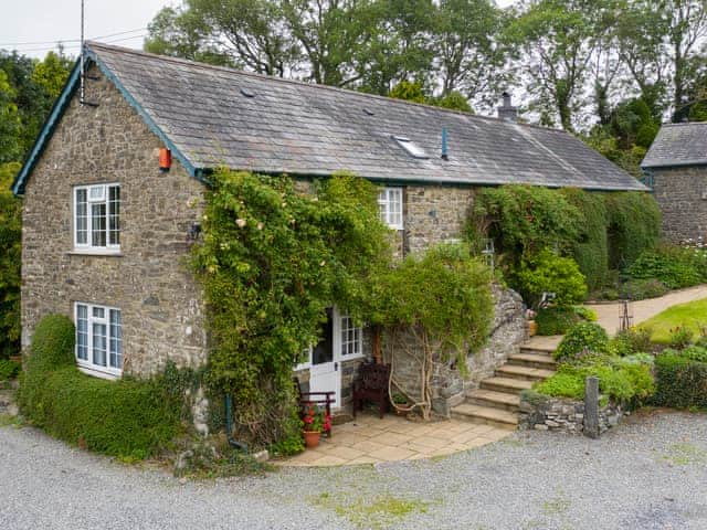 Lily Pond Cottage, New Quay