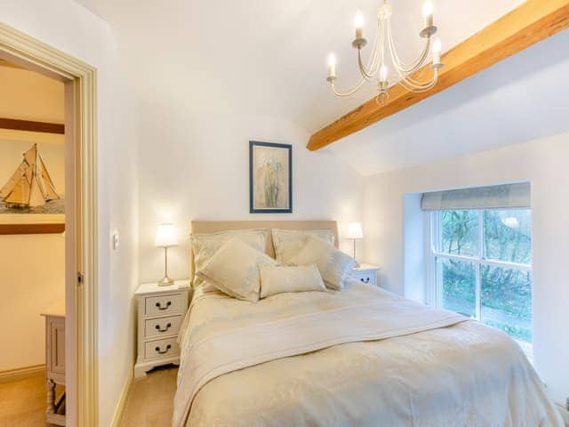 Comfortable master bedroom | Graydon Cottage - Meresyke Farm, Wigglesworth, near Settle