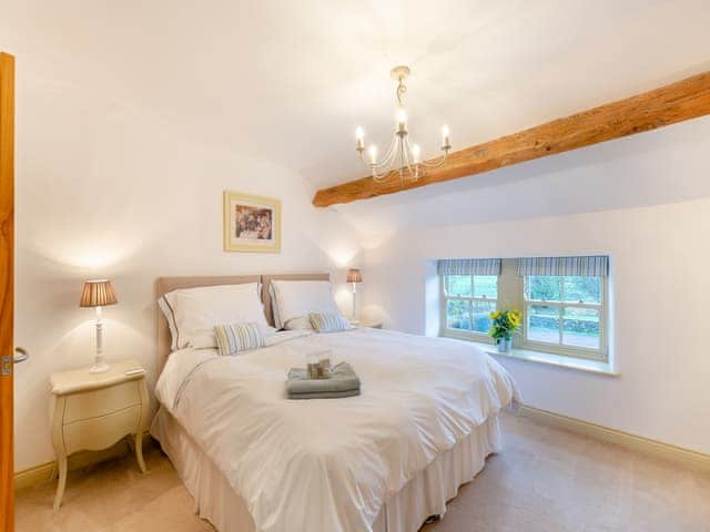 Cosy and welcoming double bedroom | Graydon Cottage - Meresyke Farm, Wigglesworth, near Settle