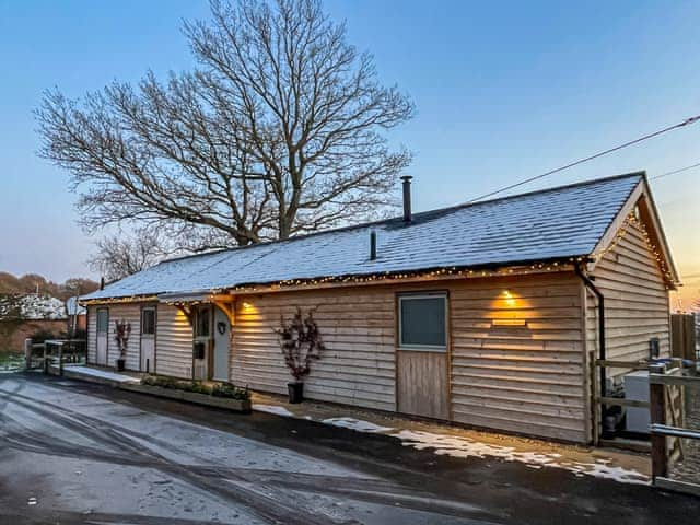 Exterior | Windover Barn, Horsham