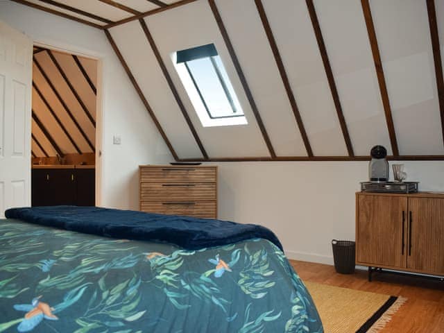 Double bedroom | Kingfisher Granary, Battle