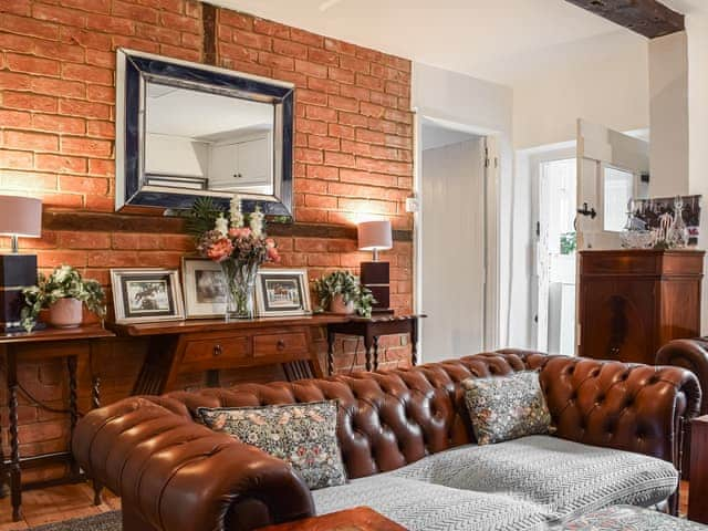 Living room | Burwood Cottage, Chalkhouse Green, near Reading