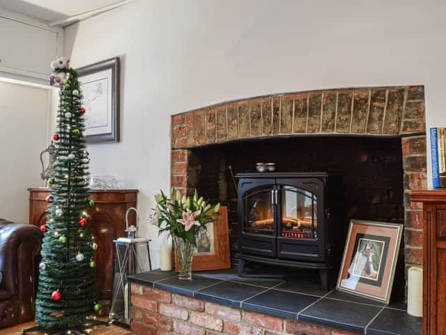 Living room | Burwood Cottage, Chalkhouse Green, near Reading