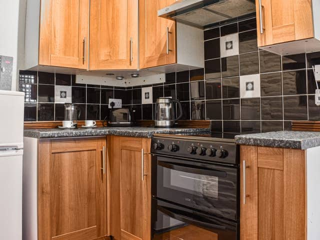 Kitchen | Winsbeer Cottage, Buckland Monachorum