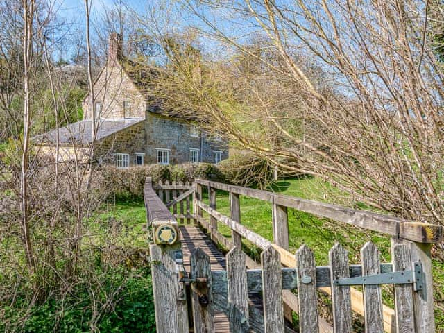 Surrounding area | Gore Cottage, West Milton, Bridport