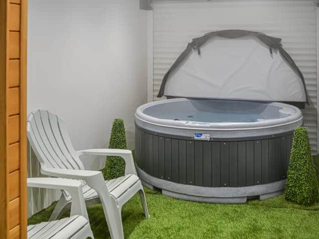 Hot tub | Oyster retreat, Amble