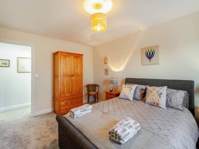 Double bedroom | Barn Cottage, Falfield, near Wotton-under-edge