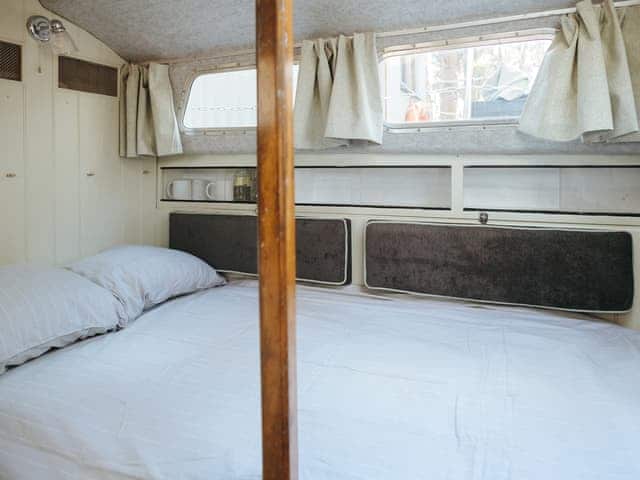 Chere Amie - Rosslyn Glamping, Melton Constable