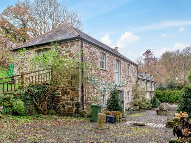 Exterior | Hallowarren Barn, The Lizard, near Falmouth