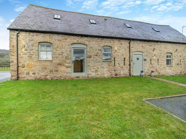 Exterior | Hares Hollow - Plas Cerrig Luxury Barns, Llanymynech