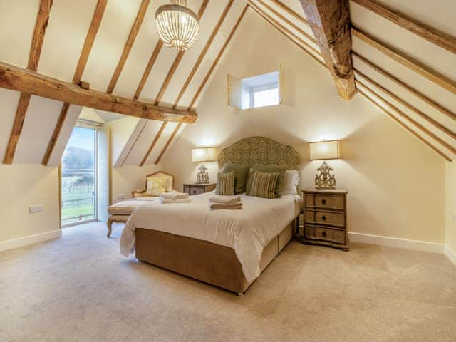 Double bedroom | Hares Hollow - Plas Cerrig Luxury Barns, Llanymynech