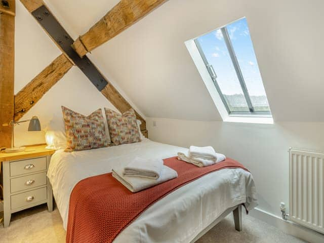 Double bedroom | Hares Hollow - Plas Cerrig Luxury Barns, Llanymynech