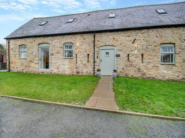 Exterior | Hares Hollow - Plas Cerrig Luxury Barns, Llanymynech