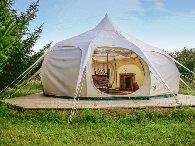 Shepherds Belle & Croft Hut - Oaksbrook Retreat, Messing