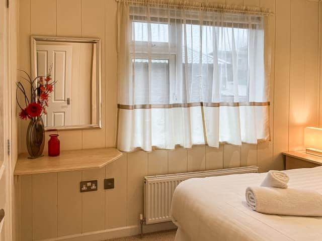 Double bedroom | Grandma&rsquo;s Stick House, Ilfracombe