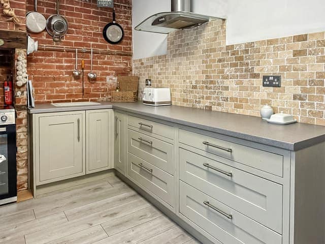 Kitchen | Marsh Cottage, Stockbridge