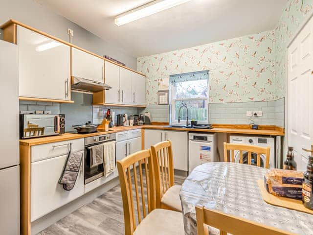 Kitchen/diner | Horseshoe Cottage, Skegness